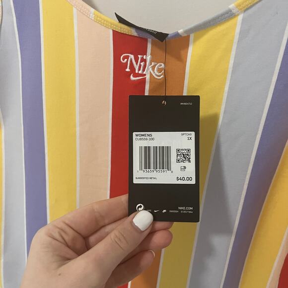 NEW Nike Rainbow Stripe Bodysuit Size 1X - Picture 3 of 6